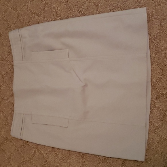 Ann Taylor Skirt Suit Size 6 - Picture 4 of 5